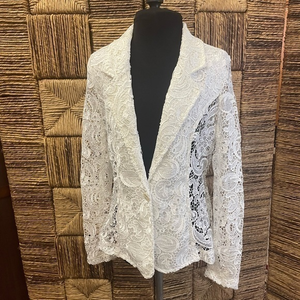 Baciano white‎ Lace Jacket Size Small.